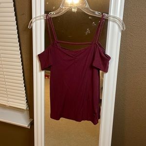 AE COLD SHOULDER TOP